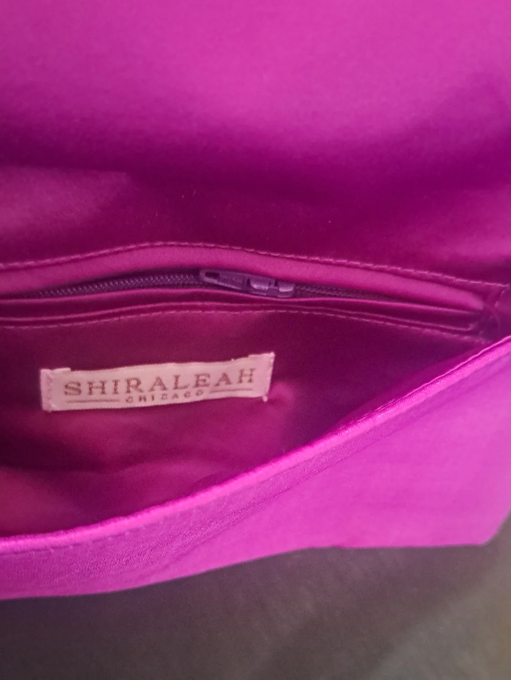 VINTAGE SHIRALEAH CHICAGO Fuchsia Floral Chain Shoulder Bag